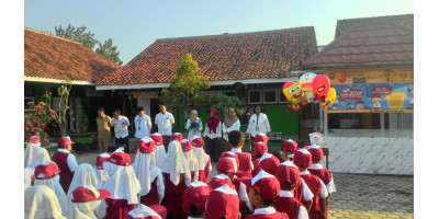 Kegiatan Upacara Bendera